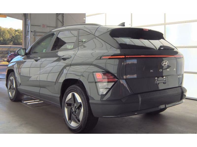 2024 Hyundai Kona view 4