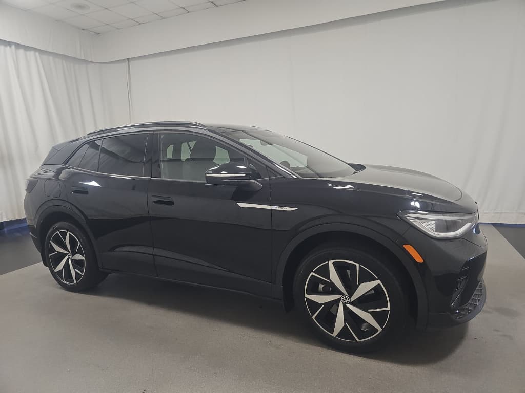 2023 Volkswagen ID.4 view 2