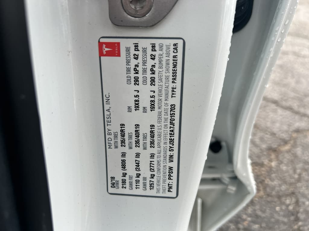 2018 Tesla Model 3 view 21