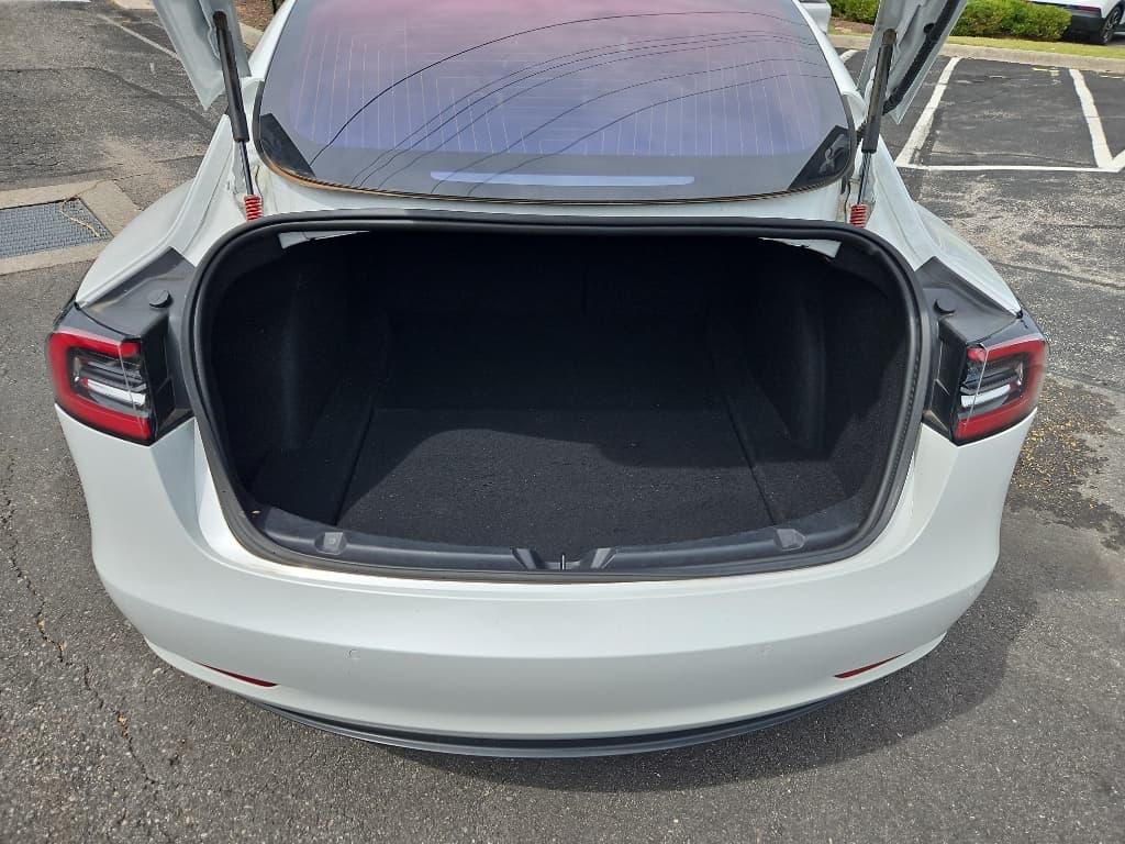 2018 Tesla Model 3 view 8