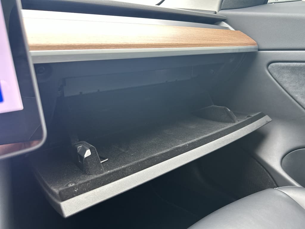 2018 Tesla Model 3 view 15