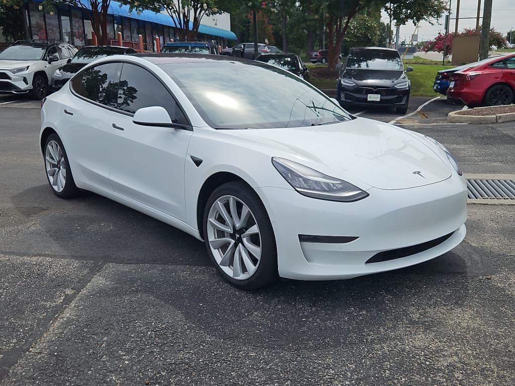 2018 Tesla Model 3 view 4