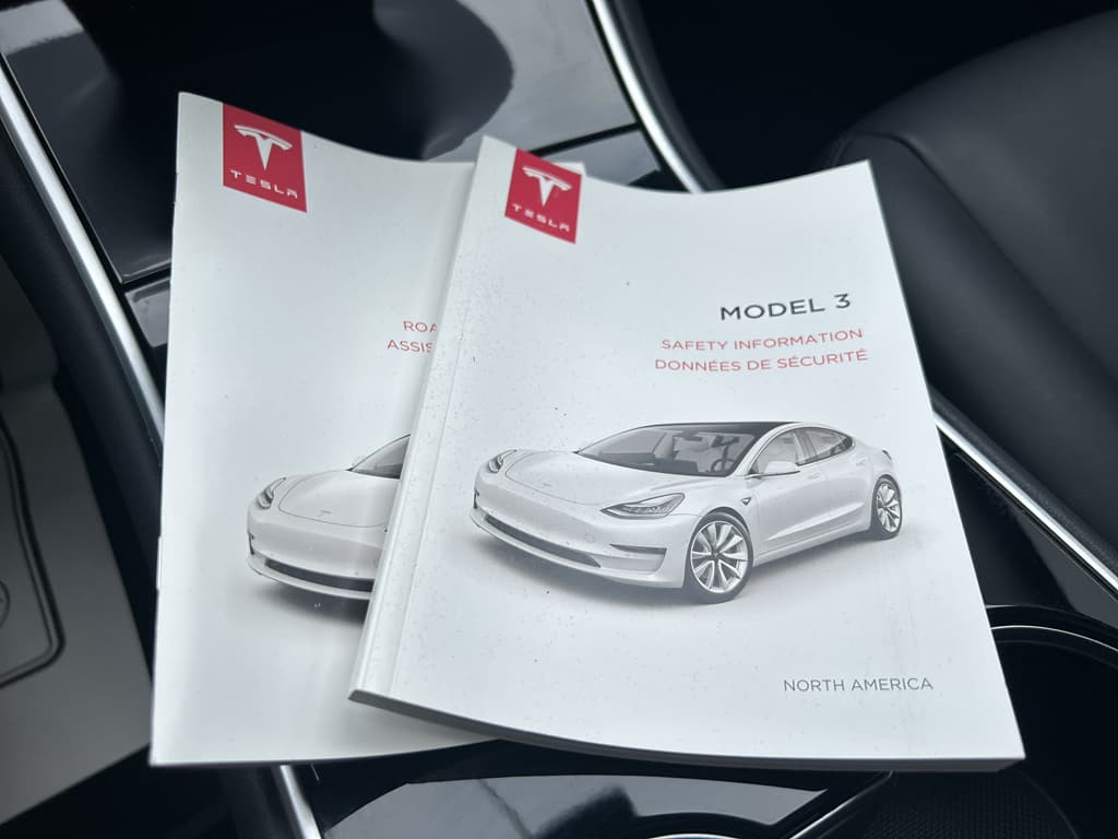2018 Tesla Model 3 view 23
