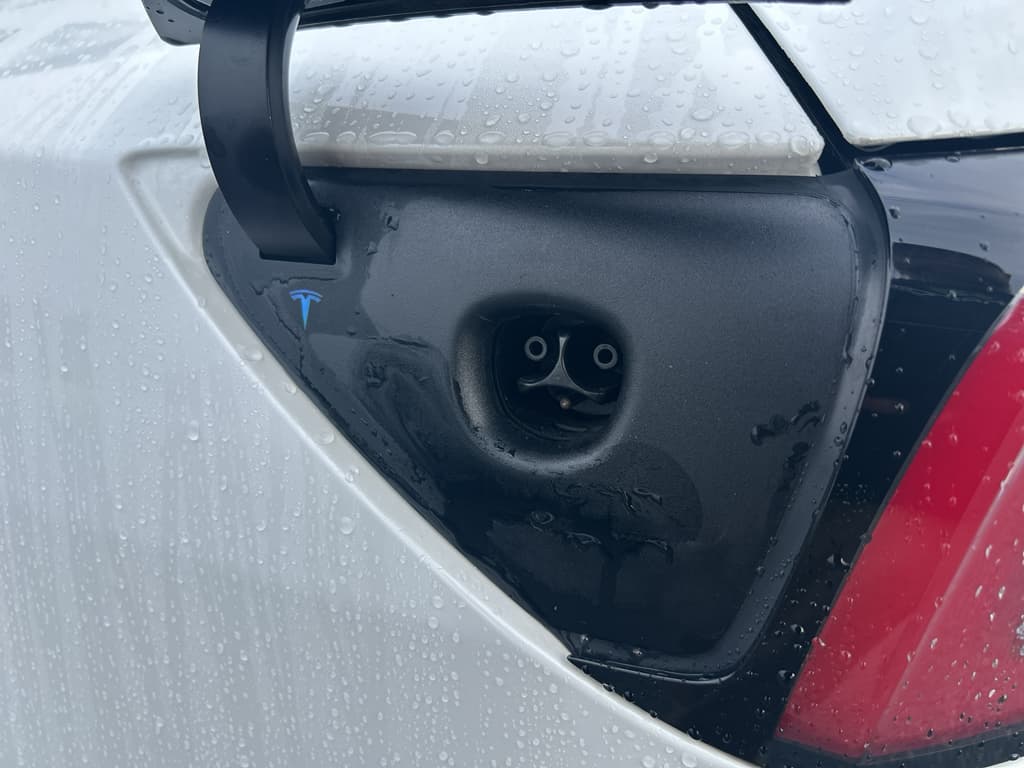 2018 Tesla Model 3 view 5