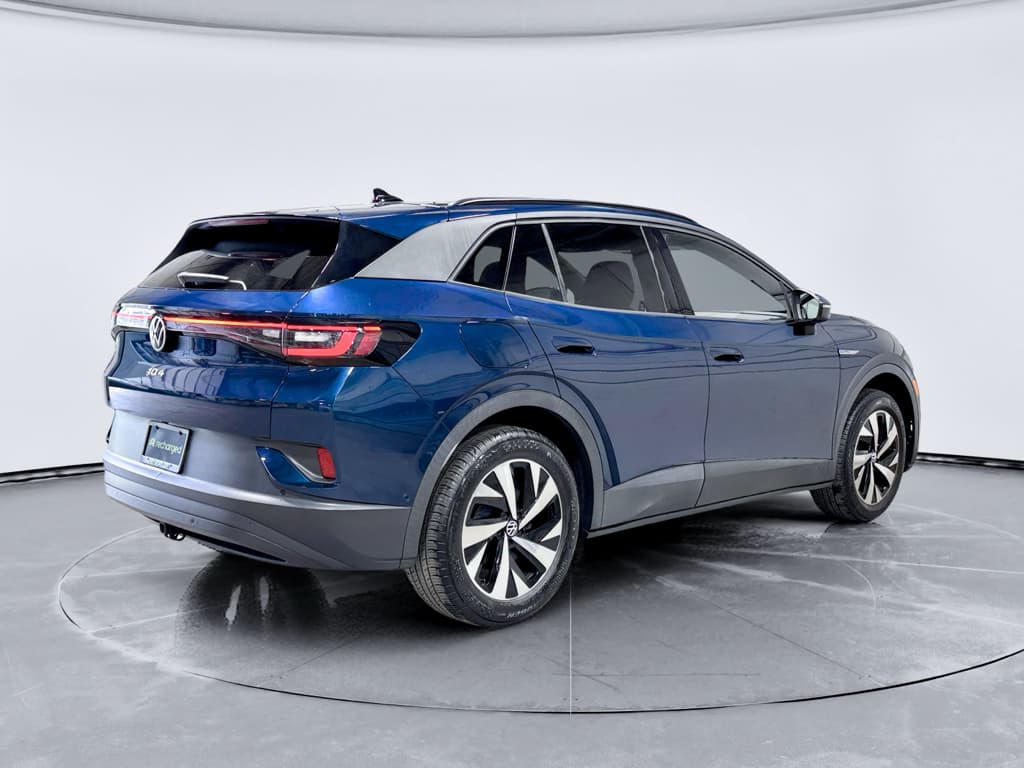 2023 Volkswagen ID.4 view 3