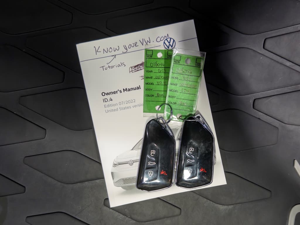 2023 Volkswagen ID.4 view 24