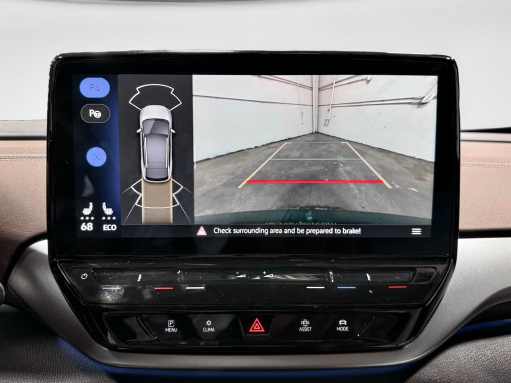 2023 Volkswagen ID.4 view 15