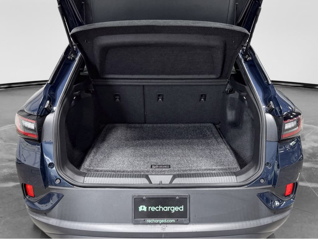 2023 Volkswagen ID.4 view 26