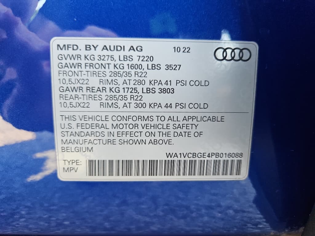 2023 Audi e-tron S view 23