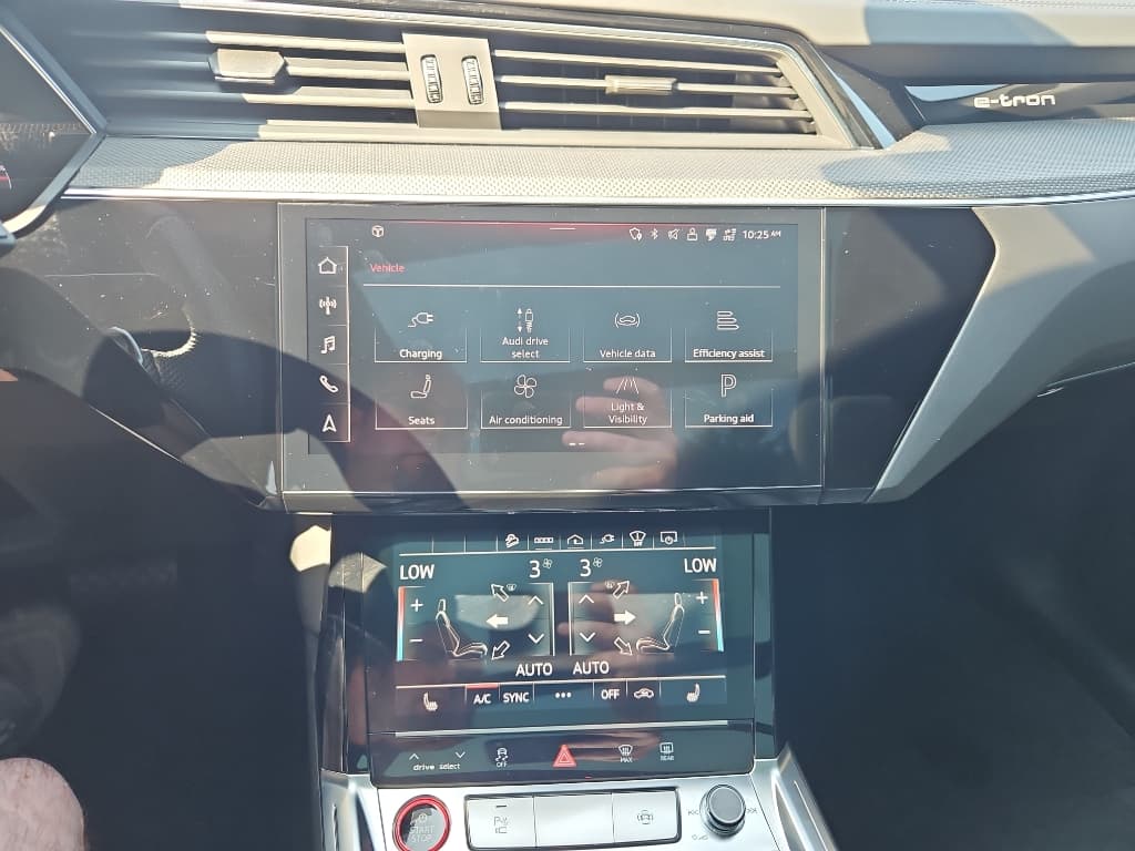 2023 Audi e-tron S view 12