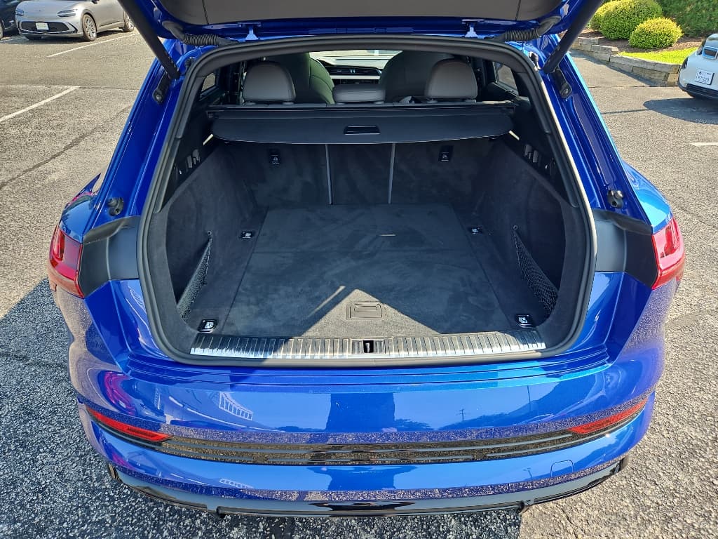 2023 Audi e-tron S view 22