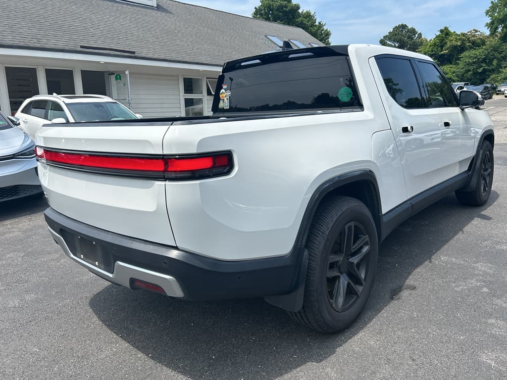 2022 Rivian R1T view 3