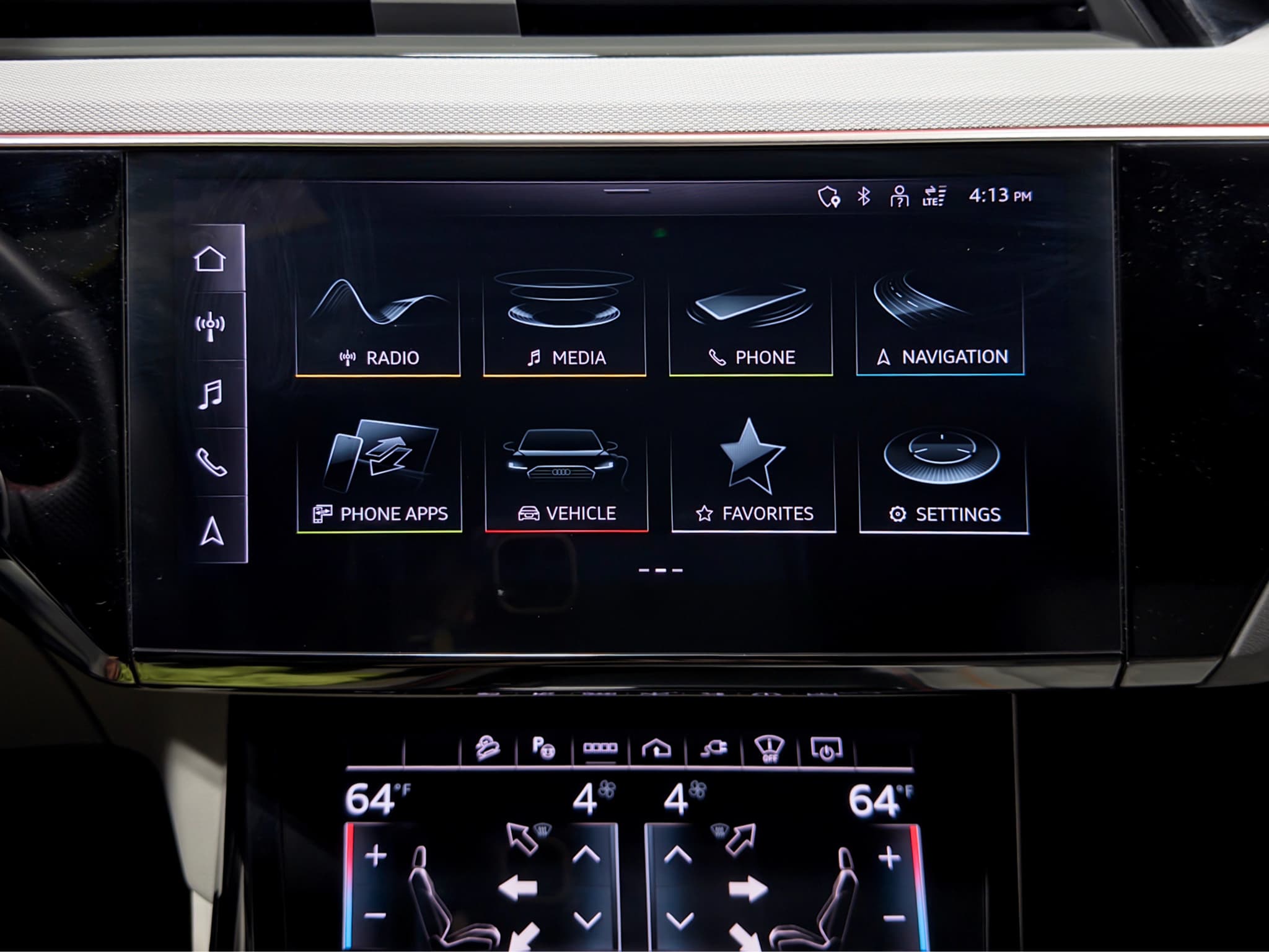 2024 Audi Q8 Sportback e-tron view 14