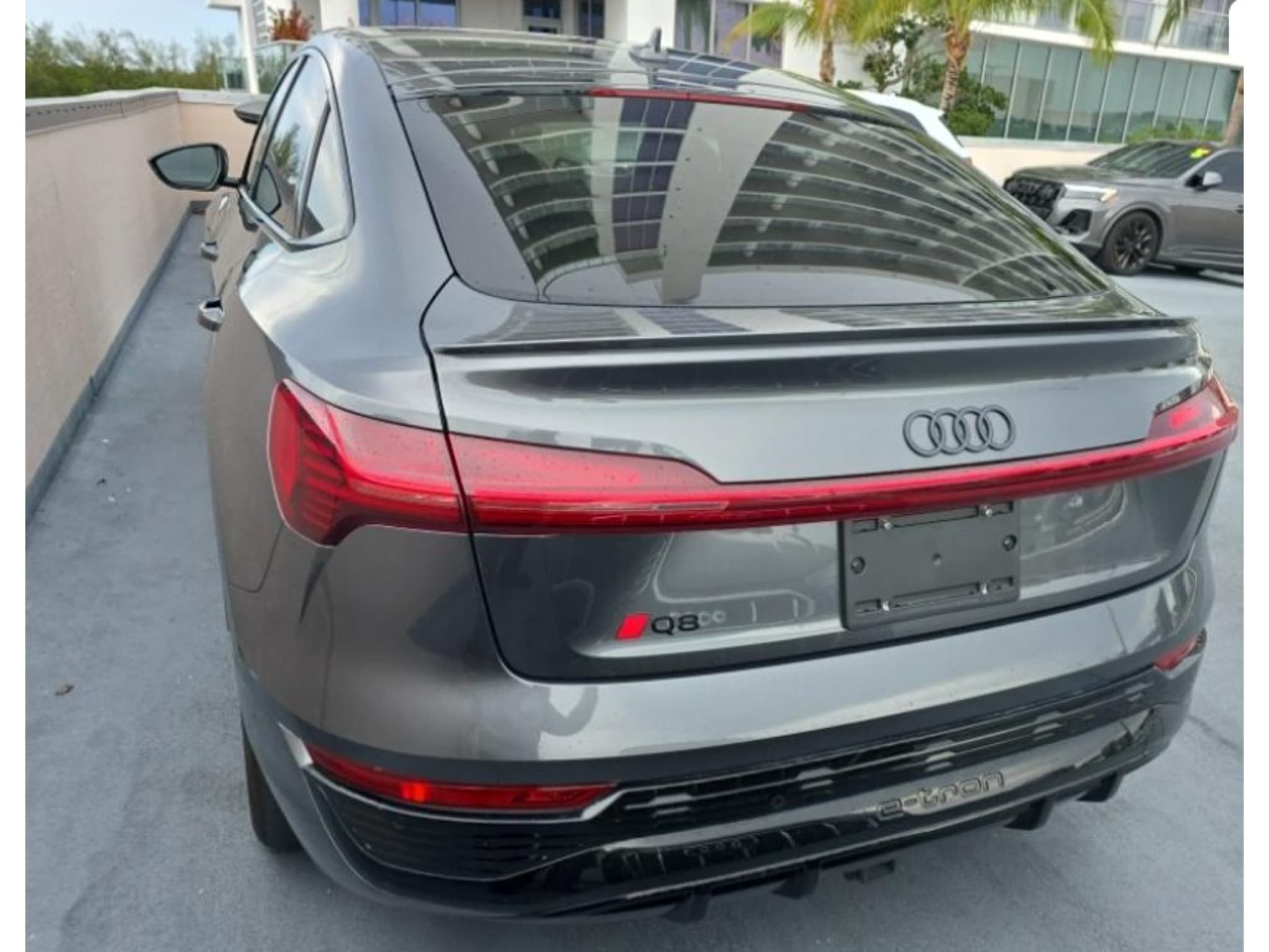 2024 Audi Q8 Sportback e-tron view 3