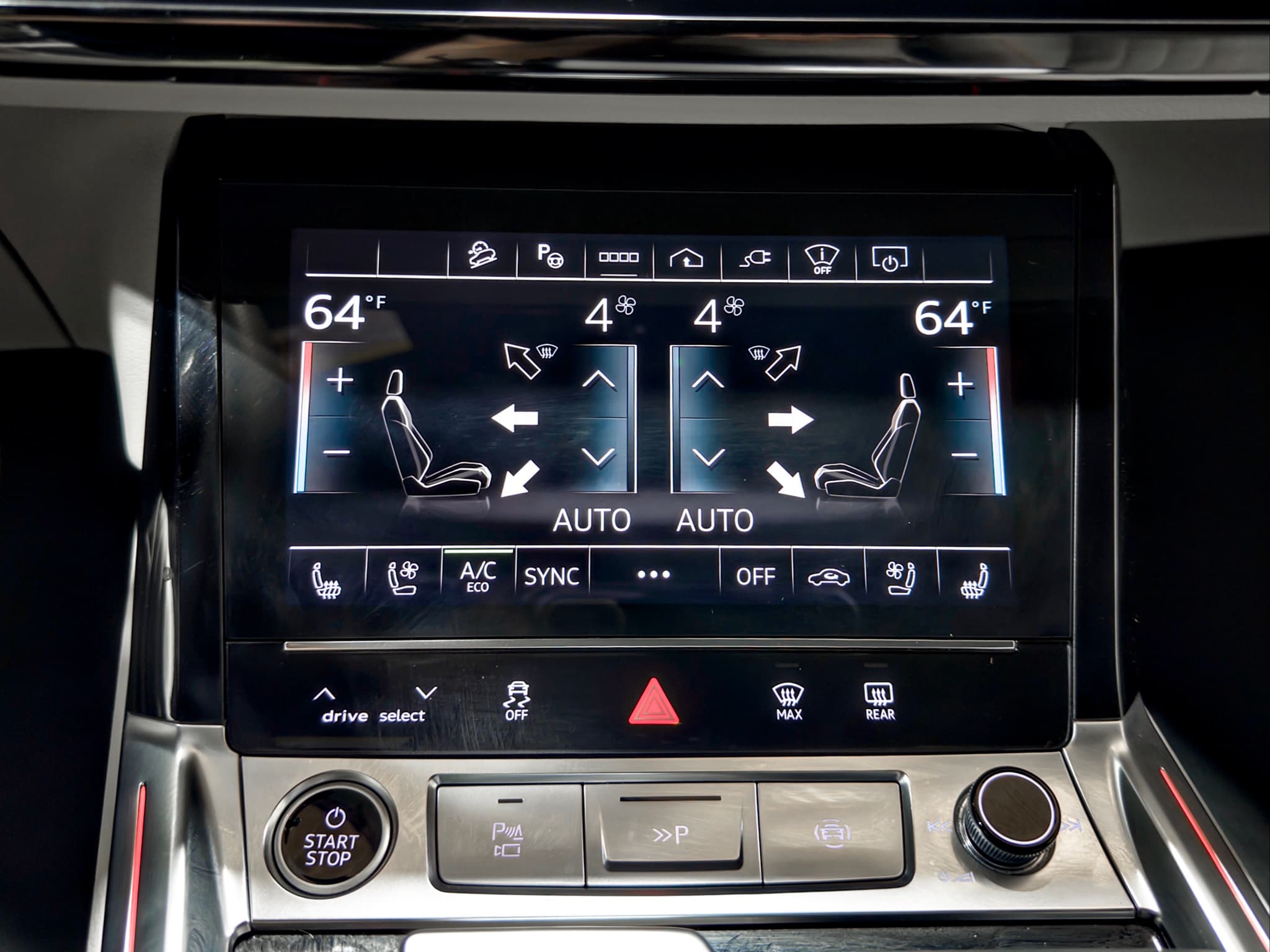2024 Audi Q8 Sportback e-tron view 15