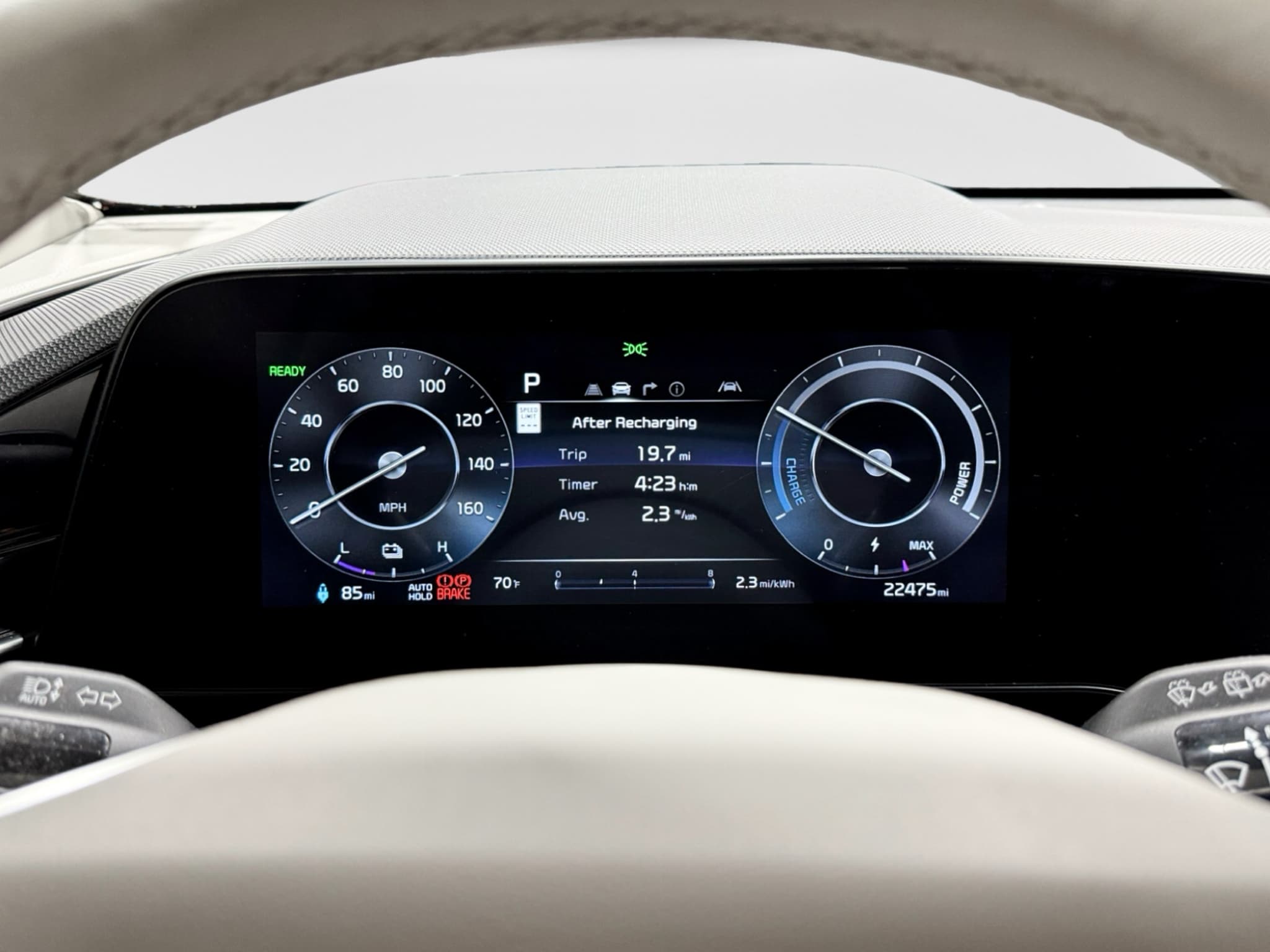 2023 Kia Niro EV view 9