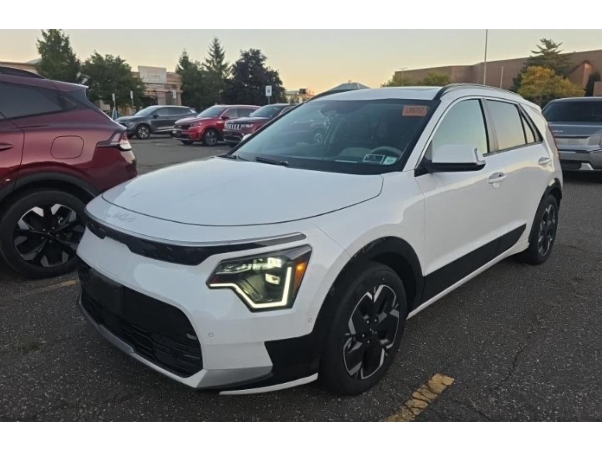 2023 Kia Niro EV view 1