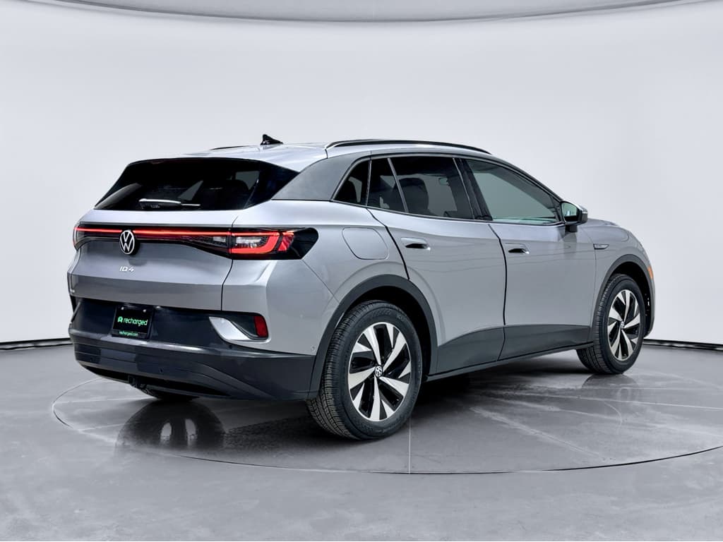 2023 Volkswagen ID.4 view 3