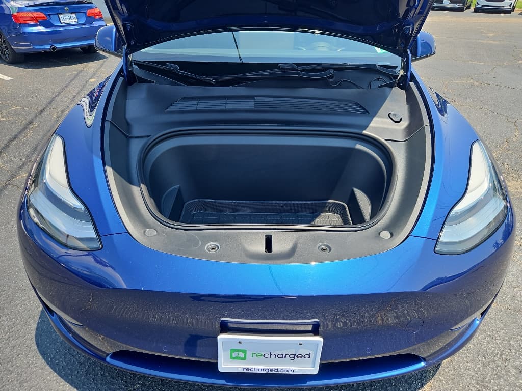 2020 Tesla Model Y view 21