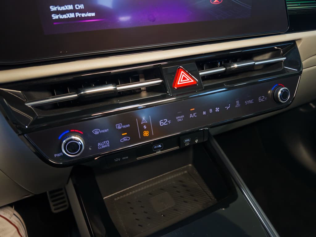 2023 Kia Niro EV view 15