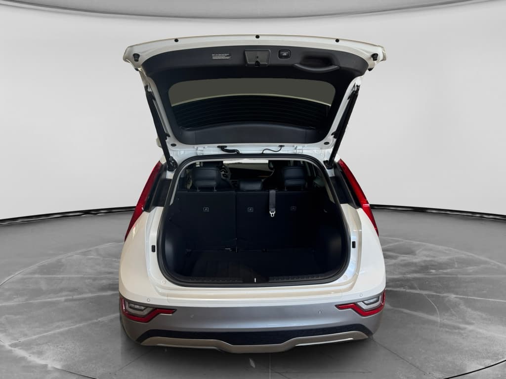 2023 Kia Niro EV view 27