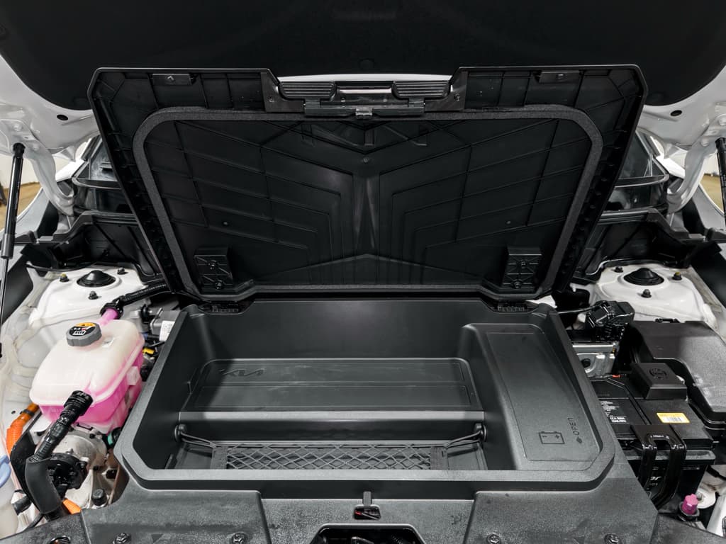 2023 Kia Niro EV view 26