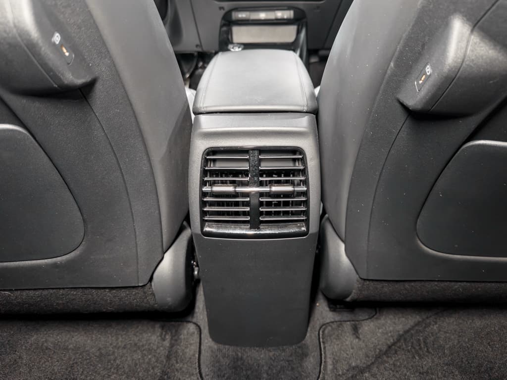 2023 Kia Niro EV view 21