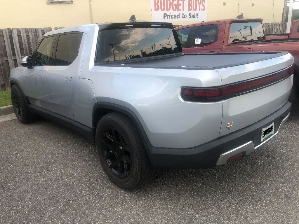 2023 Rivian R1T view 2