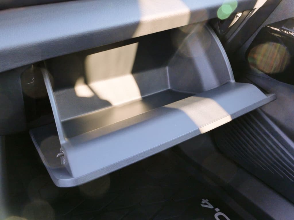 2024 Volkswagen ID.4 view 19