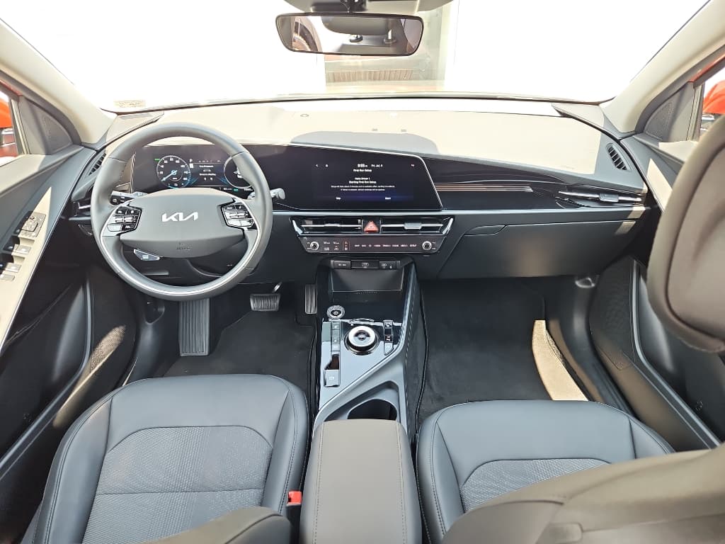 2023 Kia Niro EV view 19