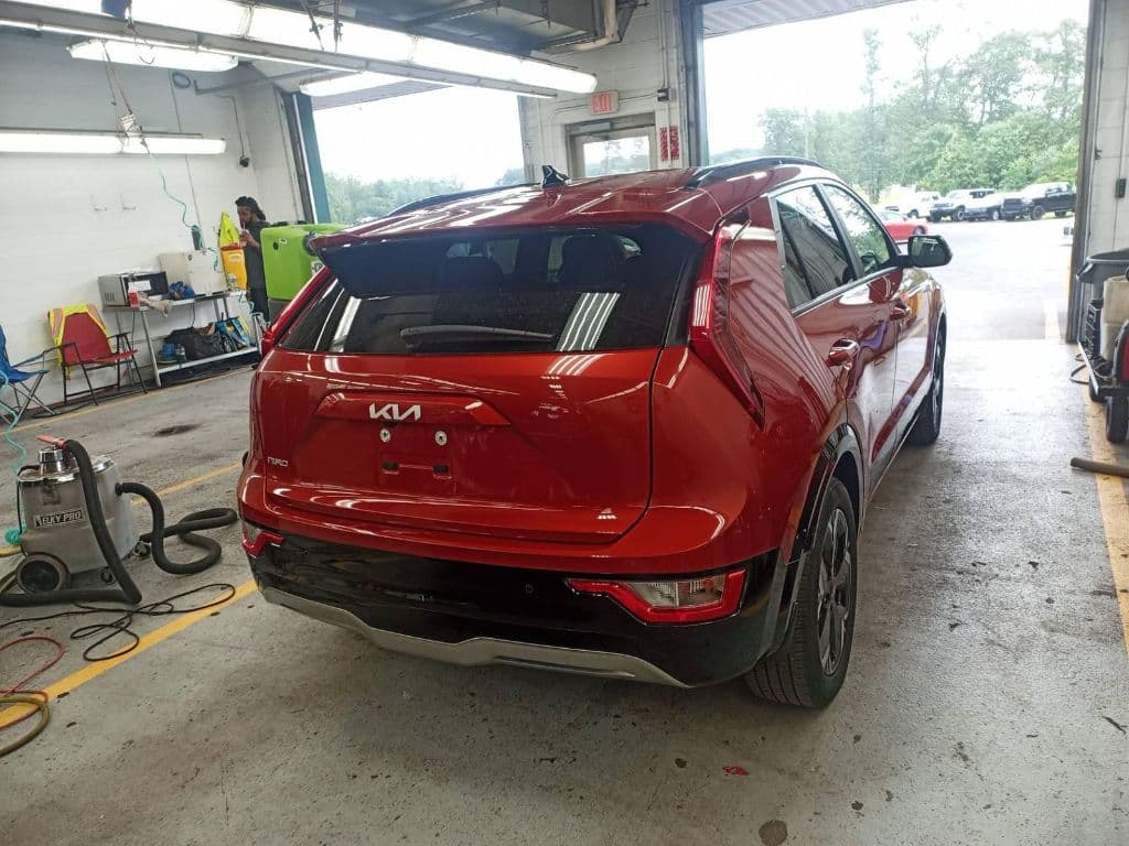 2023 Kia Niro EV view 6