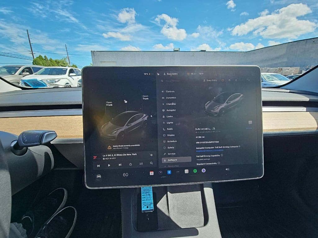 2021 Tesla Model 3 view 7
