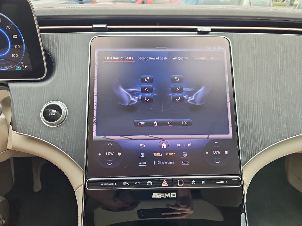 2022 Mercedes-Benz EQS view 16