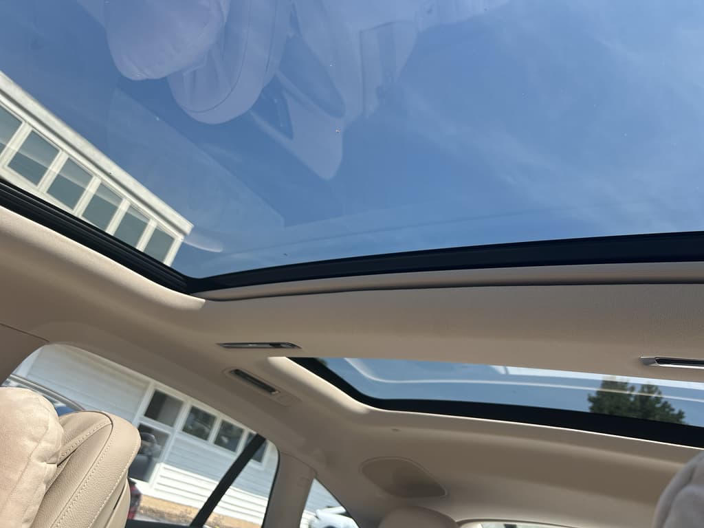 2022 Mercedes-Benz EQS view 15