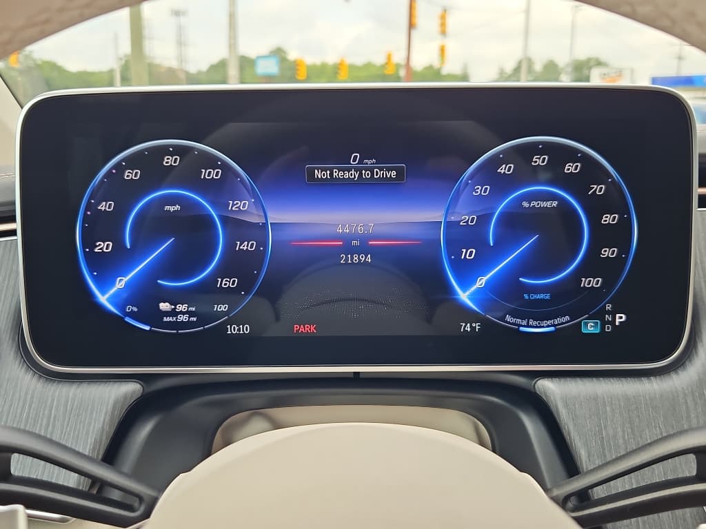 2022 Mercedes-Benz EQS view 11