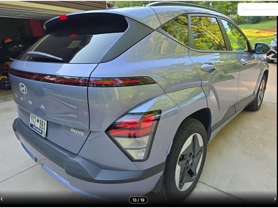 2024 Hyundai Kona view 3