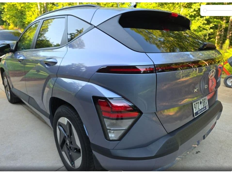 2024 Hyundai Kona view 4