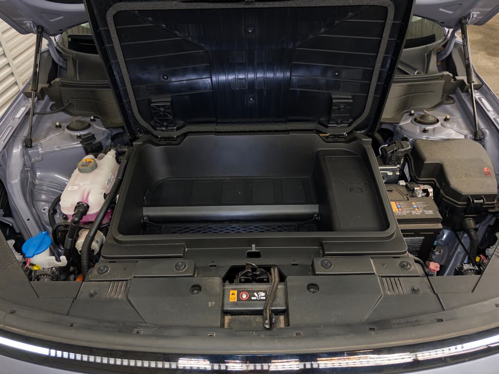 2024 Hyundai Kona view 27