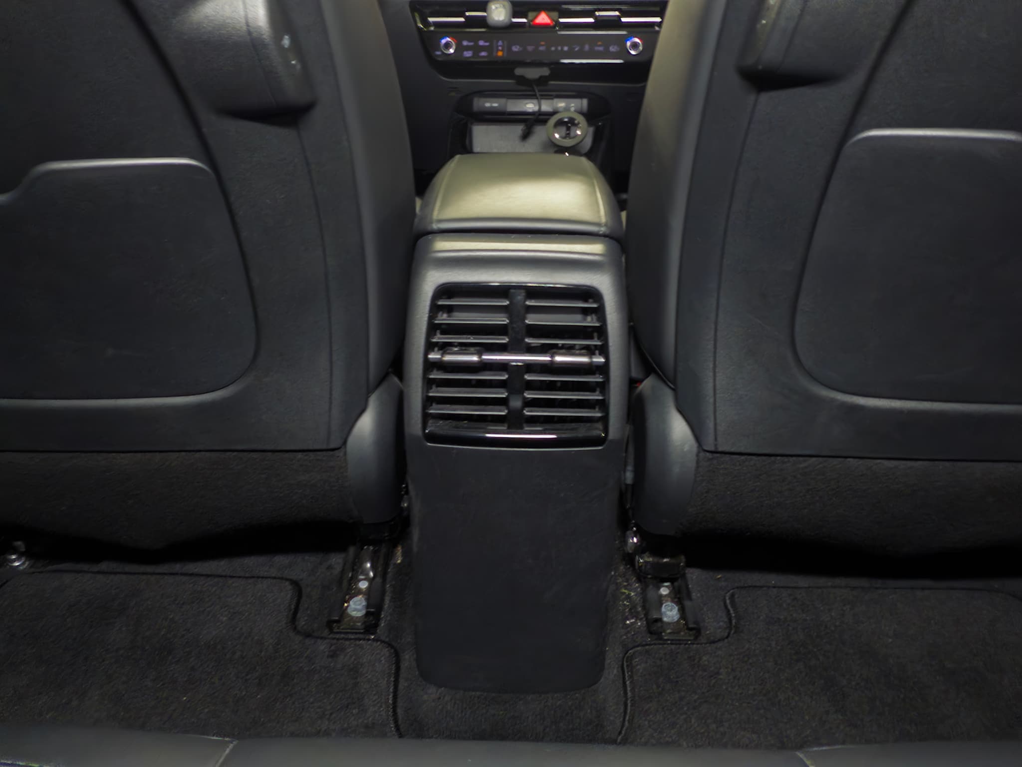 2023 Kia Niro EV view 19