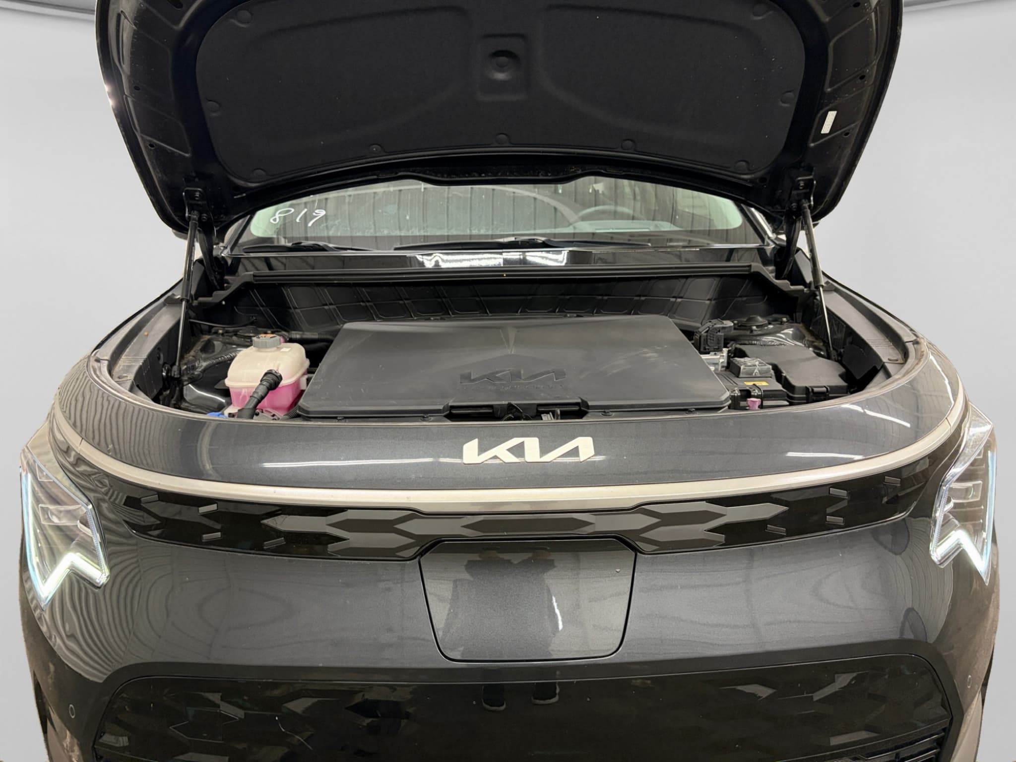 2023 Kia Niro EV view 23