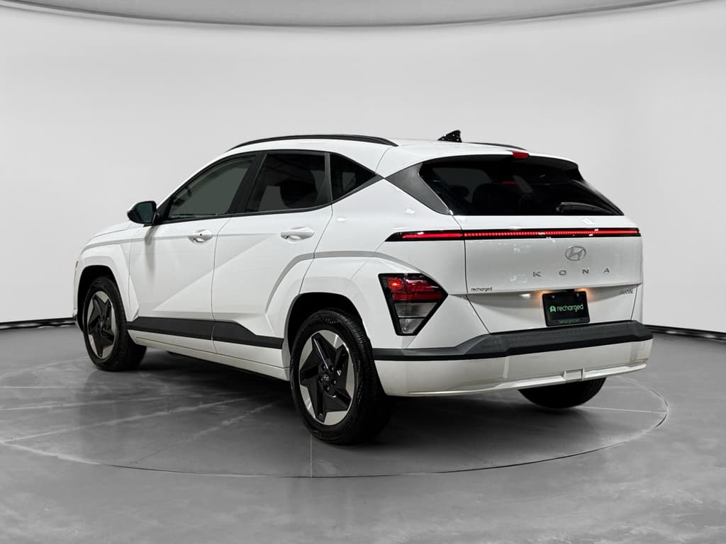 2025 Hyundai Kona view 2