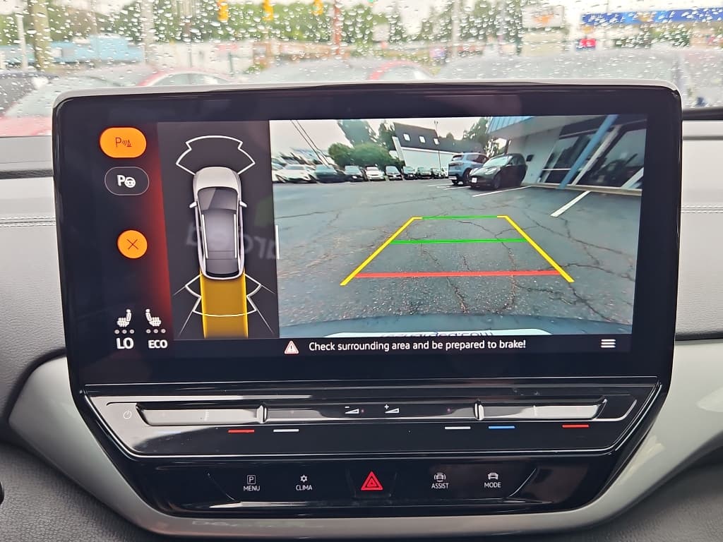 2023 Volkswagen ID.4 view 16