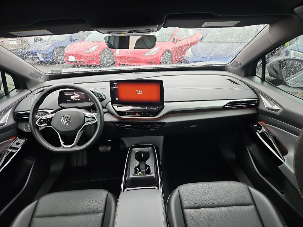 2023 Volkswagen ID.4 view 17