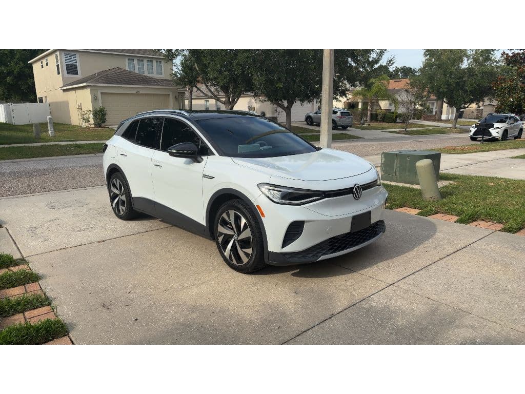 2021 Volkswagen ID.4 view 2