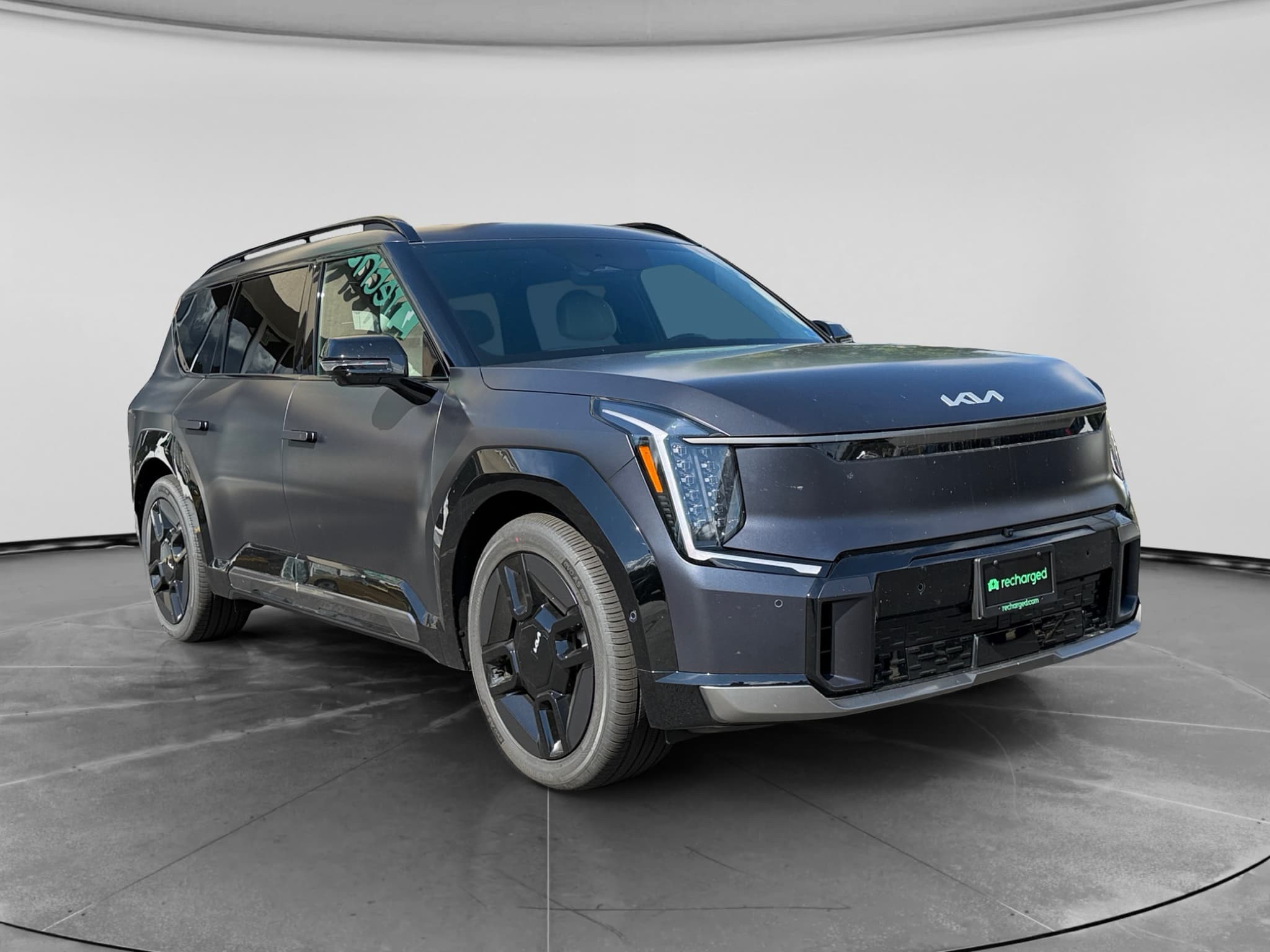 2026 Kia EV9 view 4