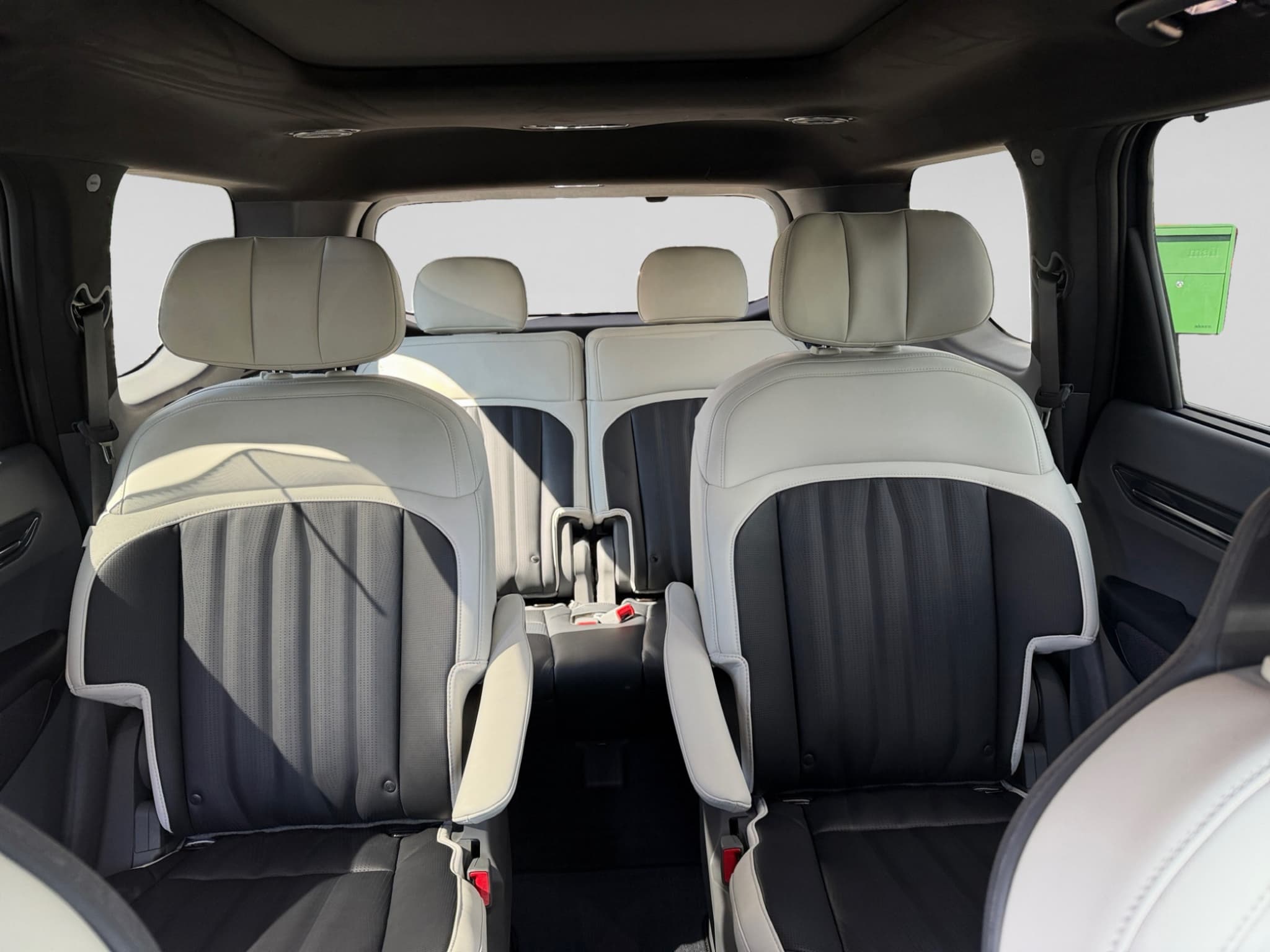 2026 Kia EV9 view 24