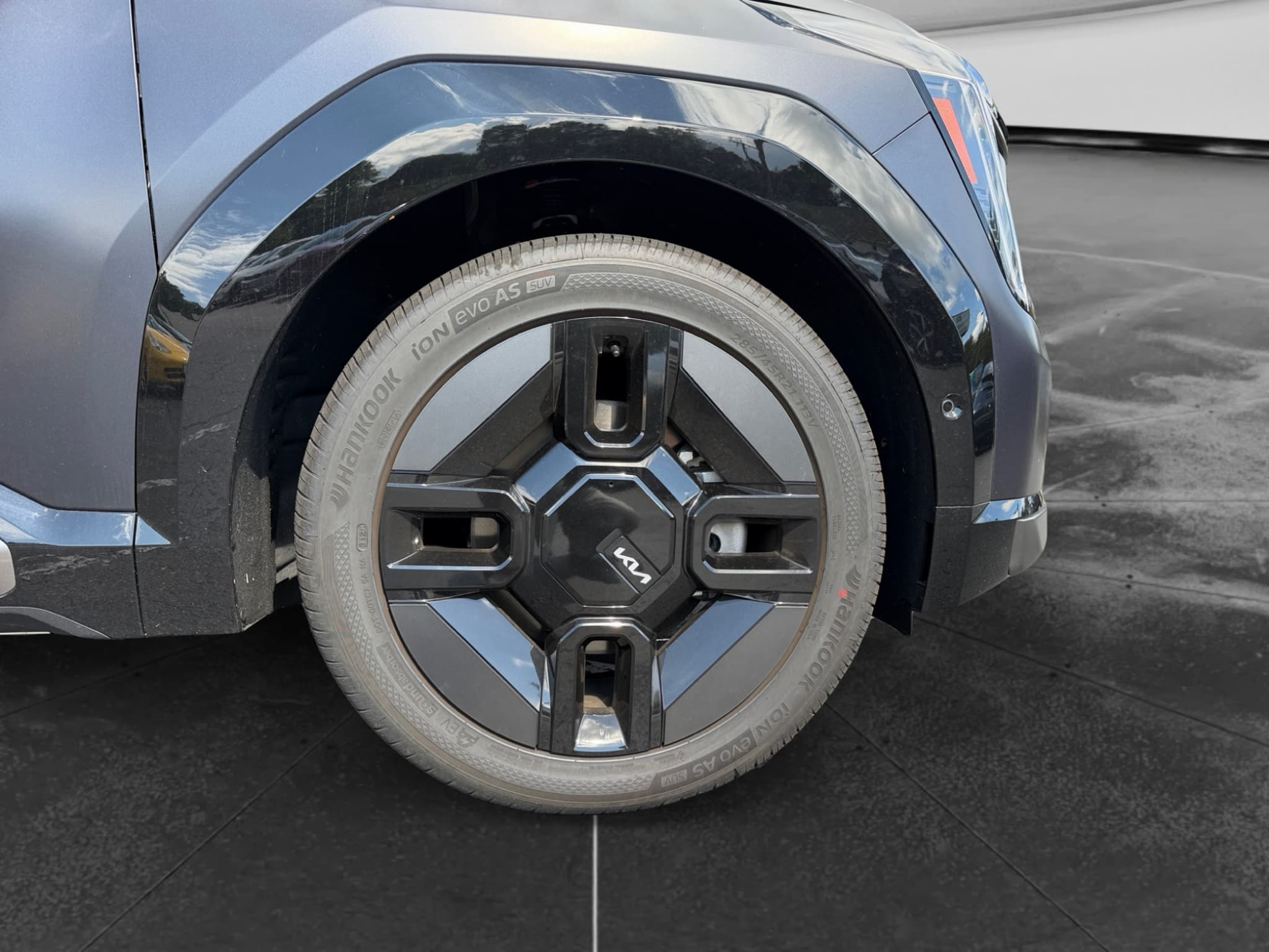 2026 Kia EV9 view 35
