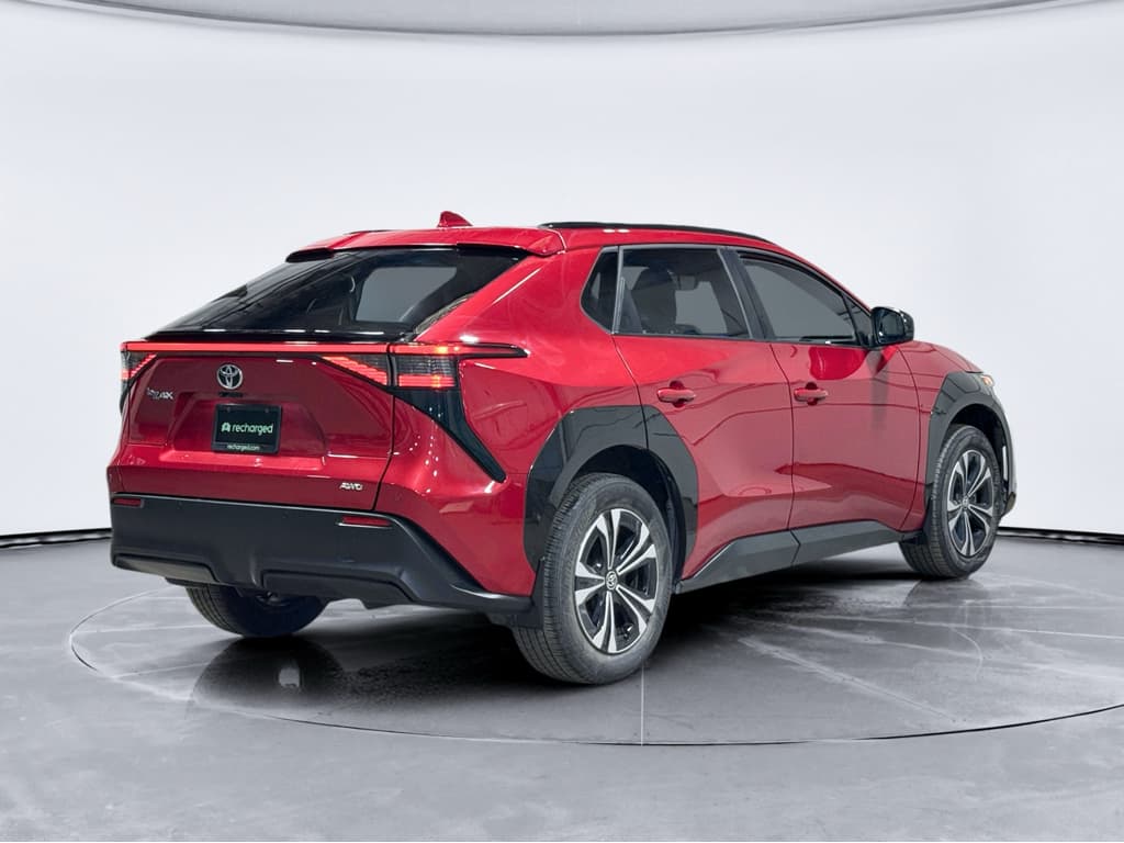 2023 Toyota bZ4X view 3