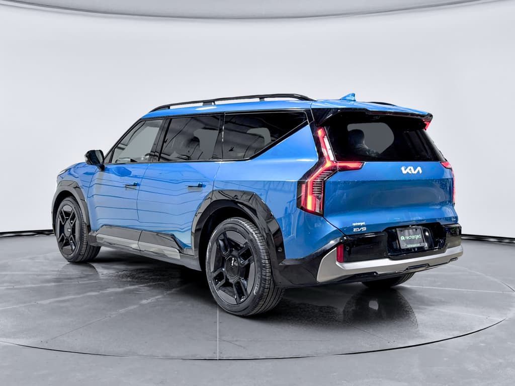 2024 Kia EV9 view 2