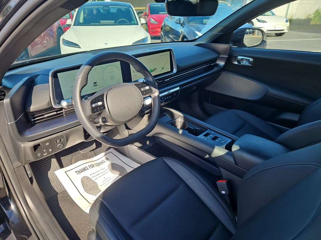 2023 Hyundai IONIQ 6 view 18
